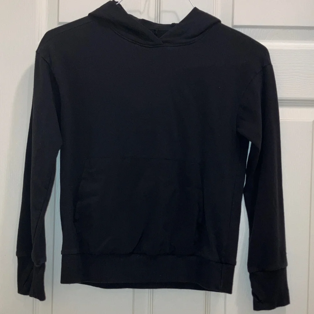 All in Motion Black Hoodie Youth Medium Unisex Pullover Kangaroo Pocket Active